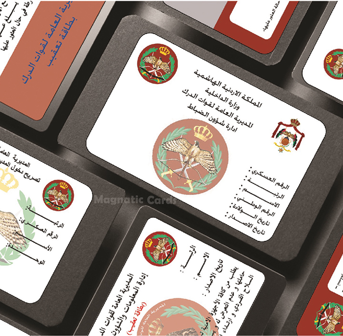 card-img